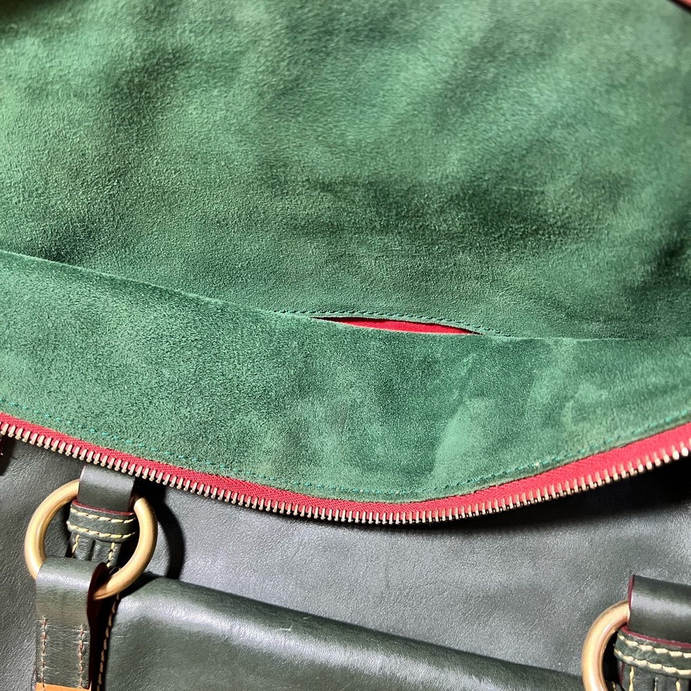 Dooney and Bourke Large Flap Pocket Shoulder Tote Satchel Beautiful Dark Green - Picture 10 of 11